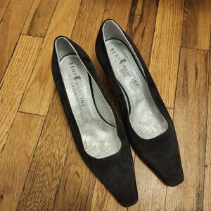 Rene Mancini Size EU 40 Black Suede Kitten heel Pumps Classic Timeless